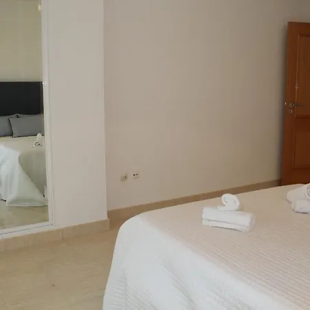 Quinta Das Palmeiras 2.1 R/c D Appartement